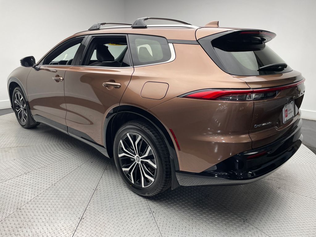 Thumbnail: 2026 Toyota Crown Signia - 7