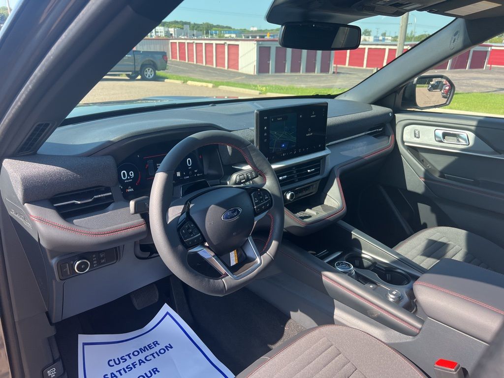 2025 Ford Explorer