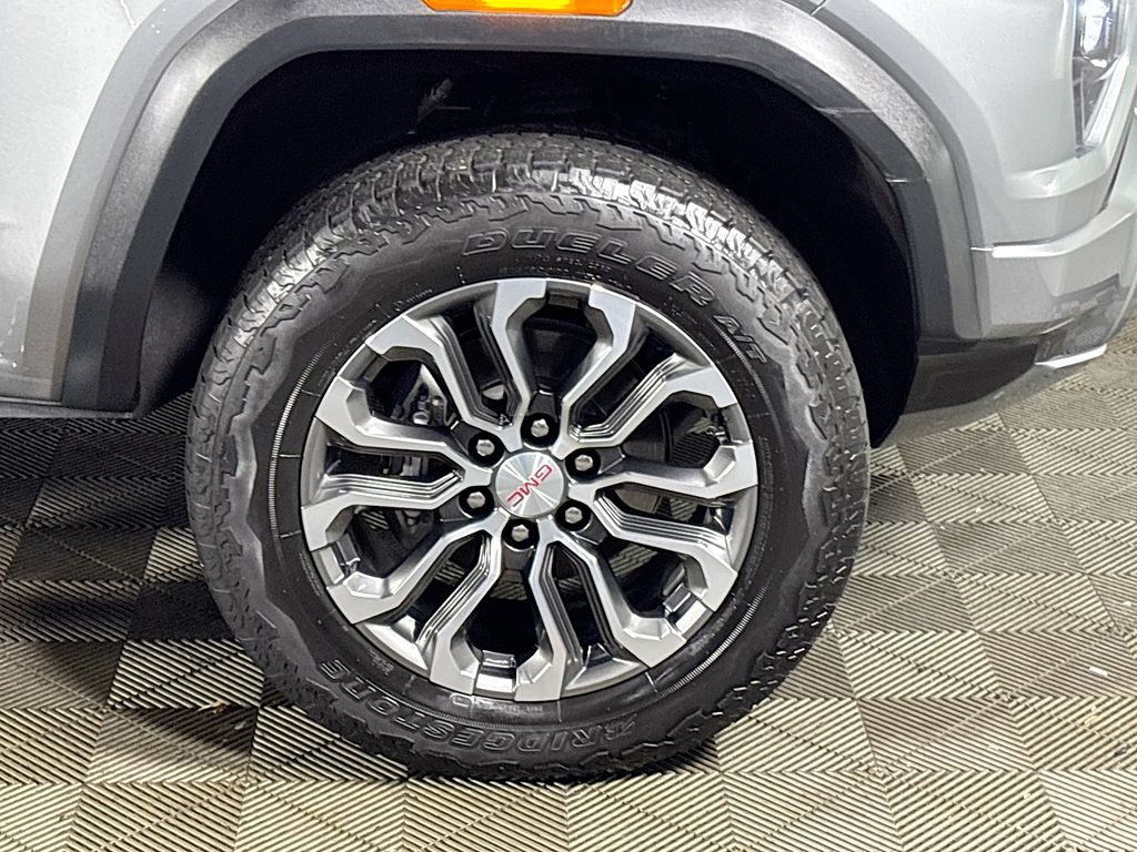 2023 GMC Canyon Denali