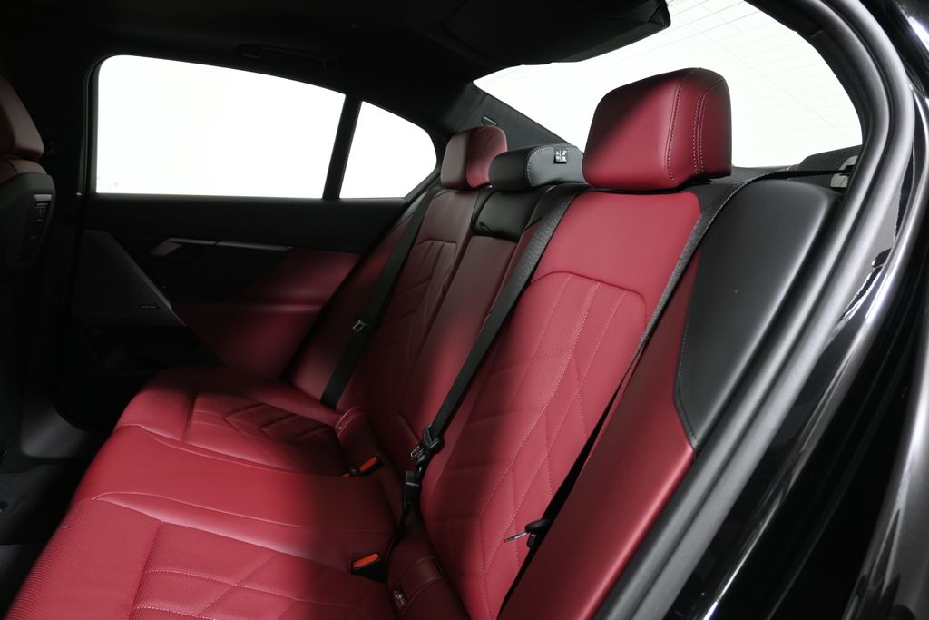 Thumbnail: 2026 BMW 5 Series - 4