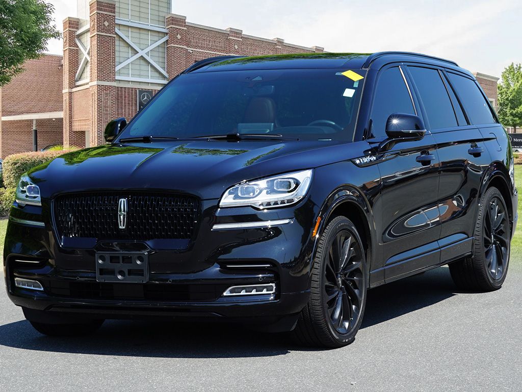 Thumbnail: 2024 Lincoln Aviator - 4