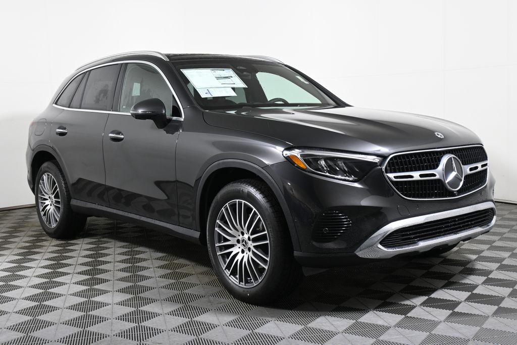 Thumbnail: 2026 Mercedes-Benz GLC - 8