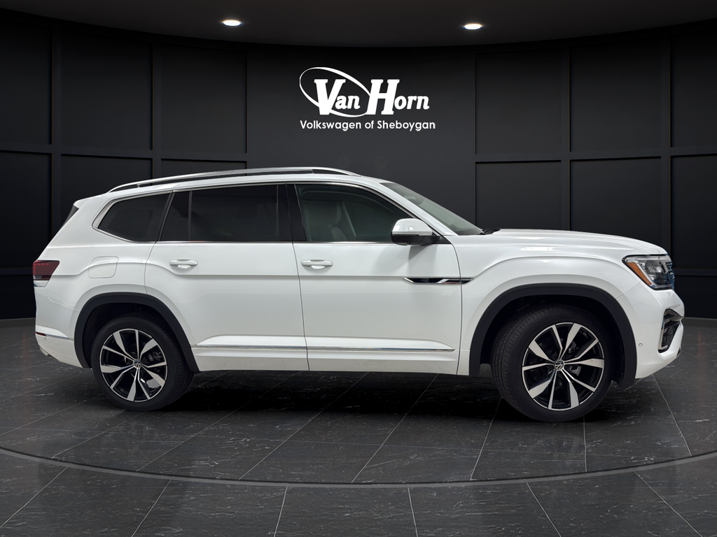 Used 2025 Opal White Volkswagen 2.0T SEL Premium R-Line image 8