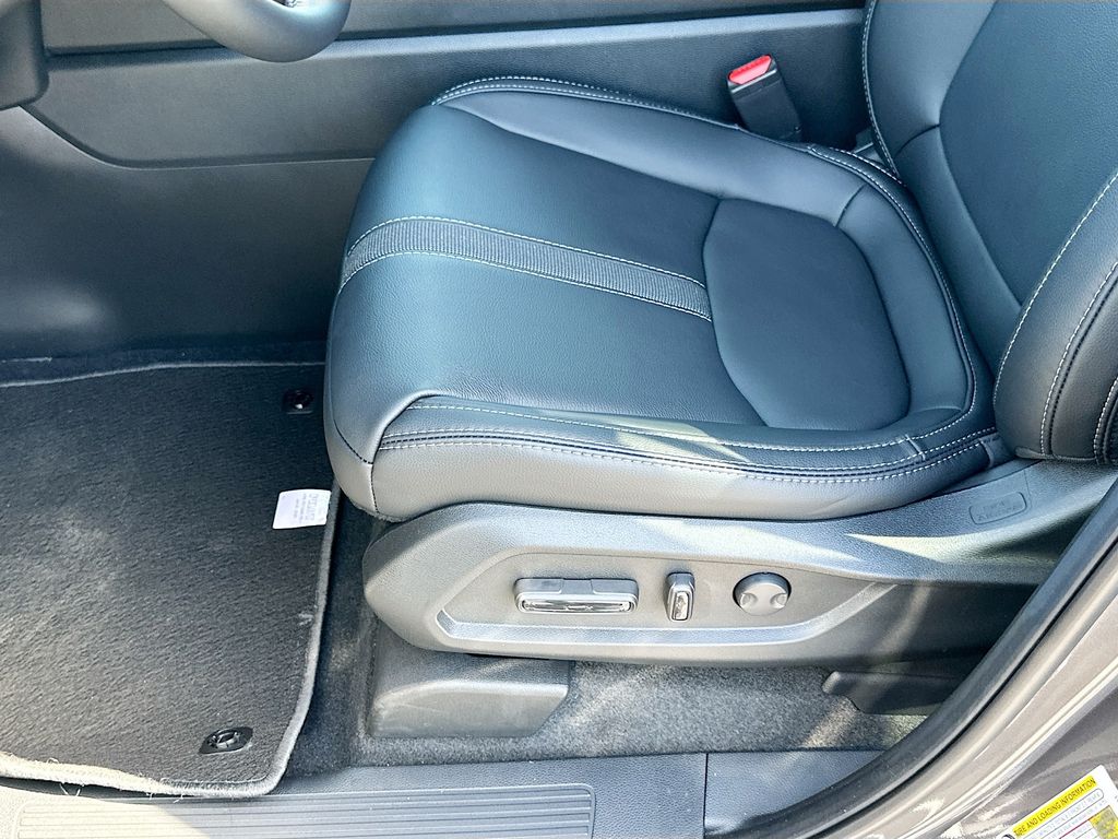 Thumbnail: 2025 Honda Pilot - 21