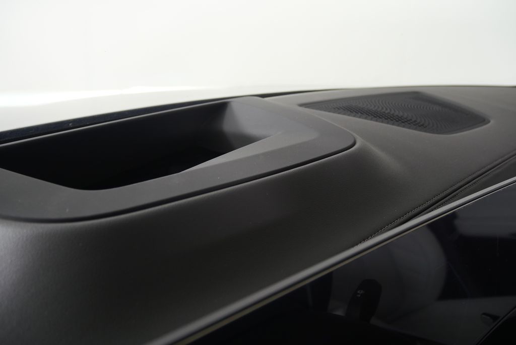Thumbnail: 2026 BMW X5 - 18