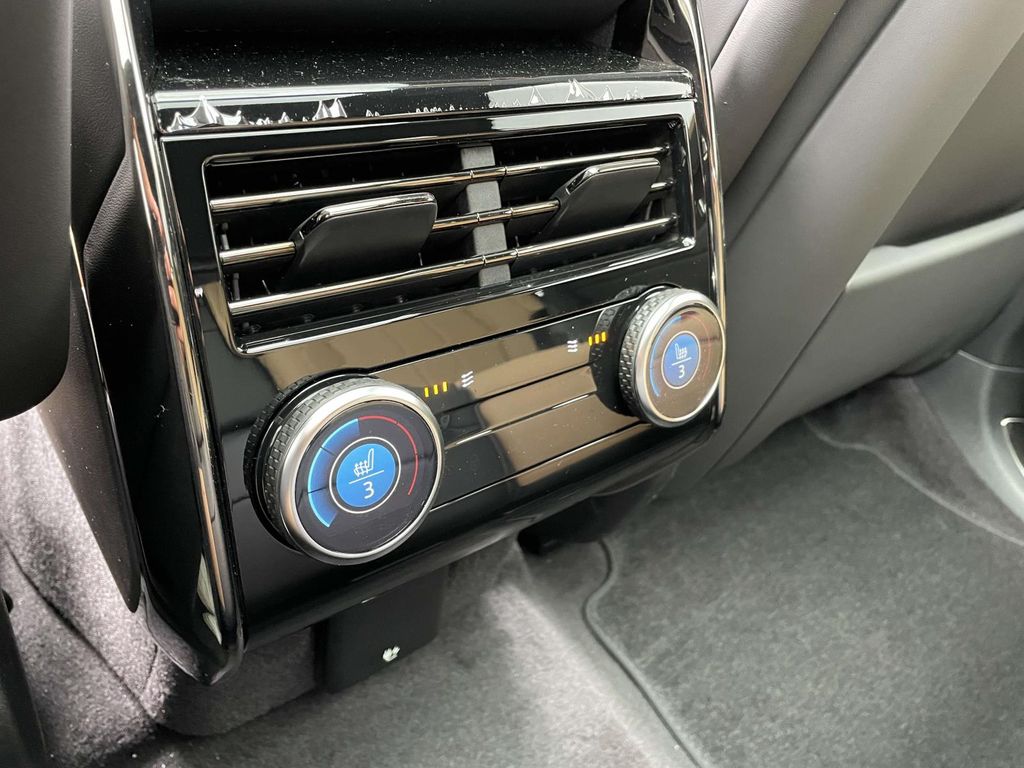 New 2026 Blue Land Rover Dynamic SE image 21