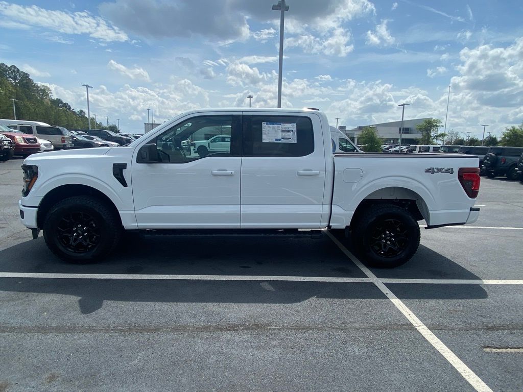 View vehicle photo 4