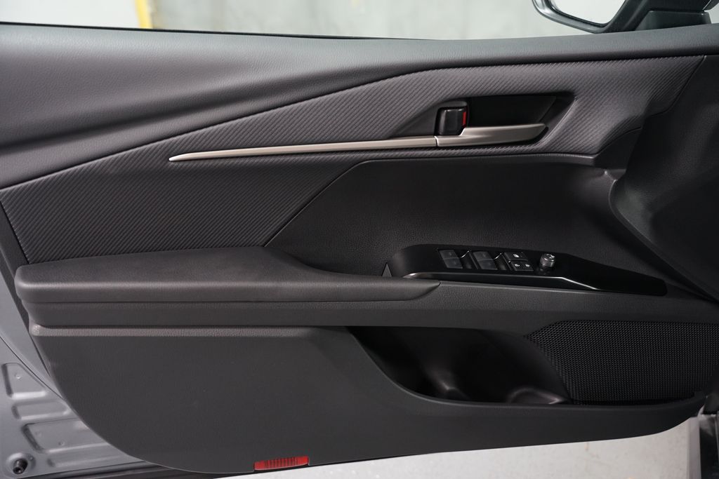 Thumbnail: 2026 Toyota Camry - 31