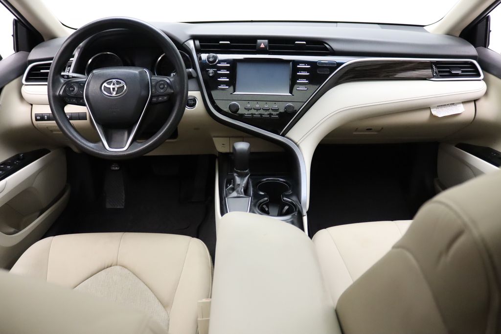 Thumbnail: 2018 Toyota Camry - 24