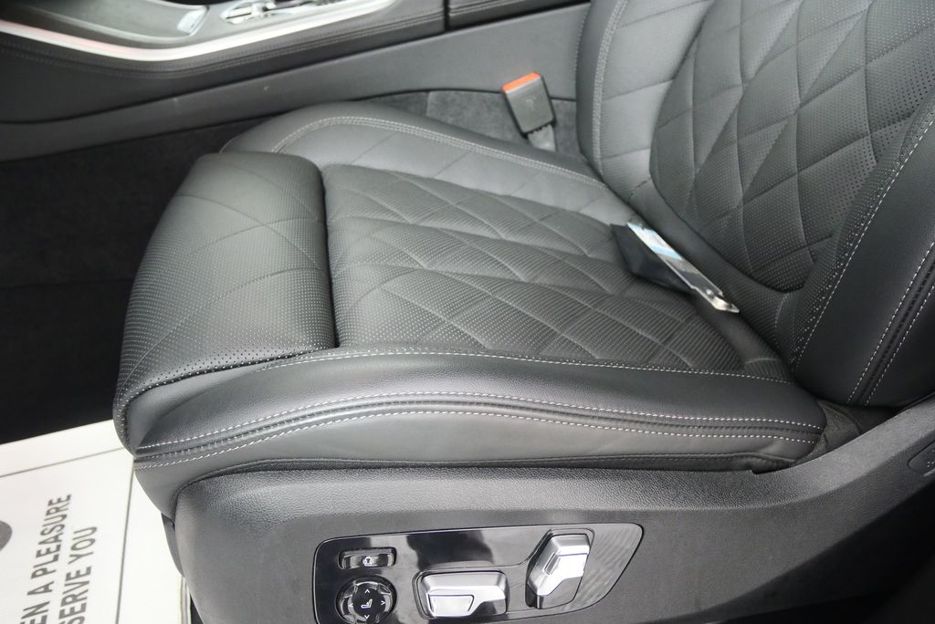 2025 BMW X5 sDrive40i 9