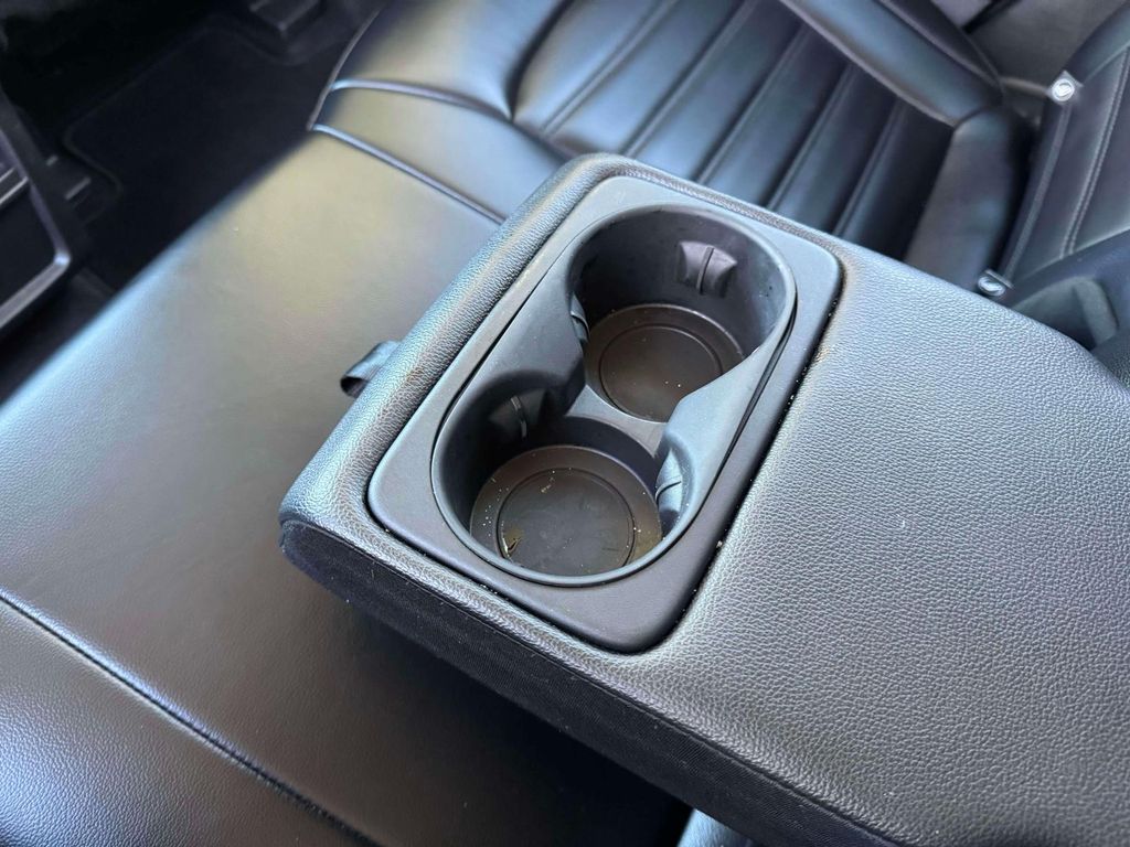 2024 Ford Edge SEL - Photo 12