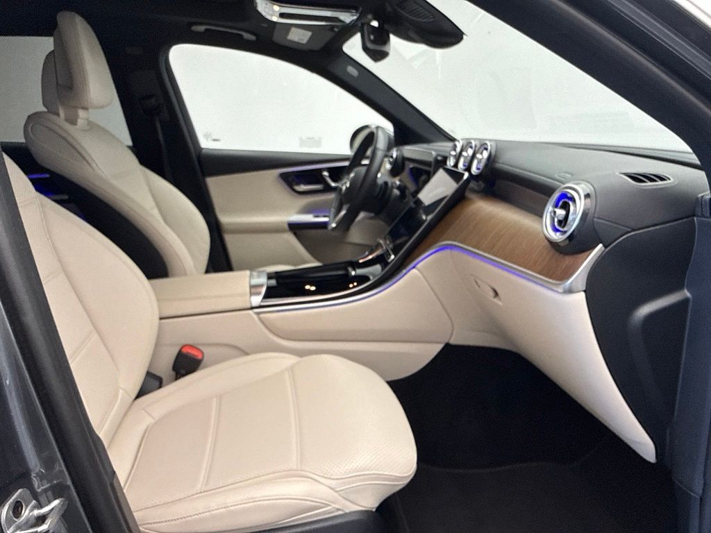 Thumbnail: 2023 Mercedes-Benz GLC - 25