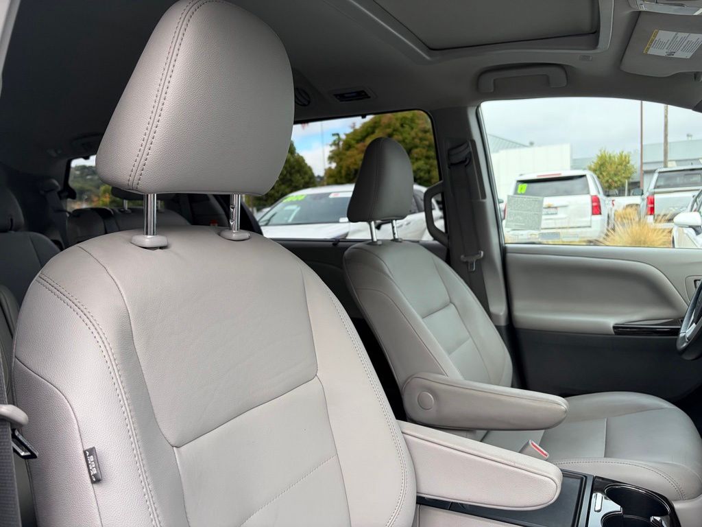 Used 2020 Toyota Sienna Van