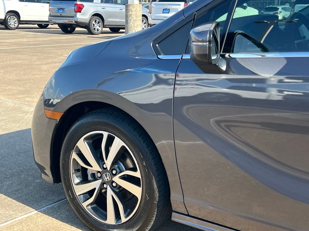 2024 Honda Odyssey Touring Gray at Parkway Family Mazda