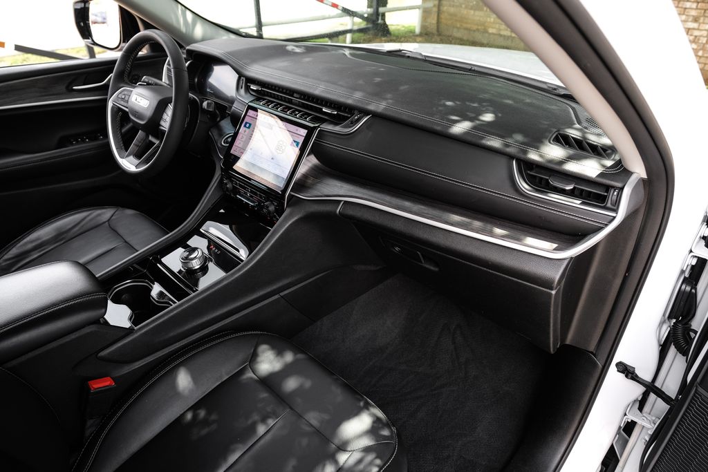 used 2023 Jeep Grand Cherokee L car, priced at $27,900