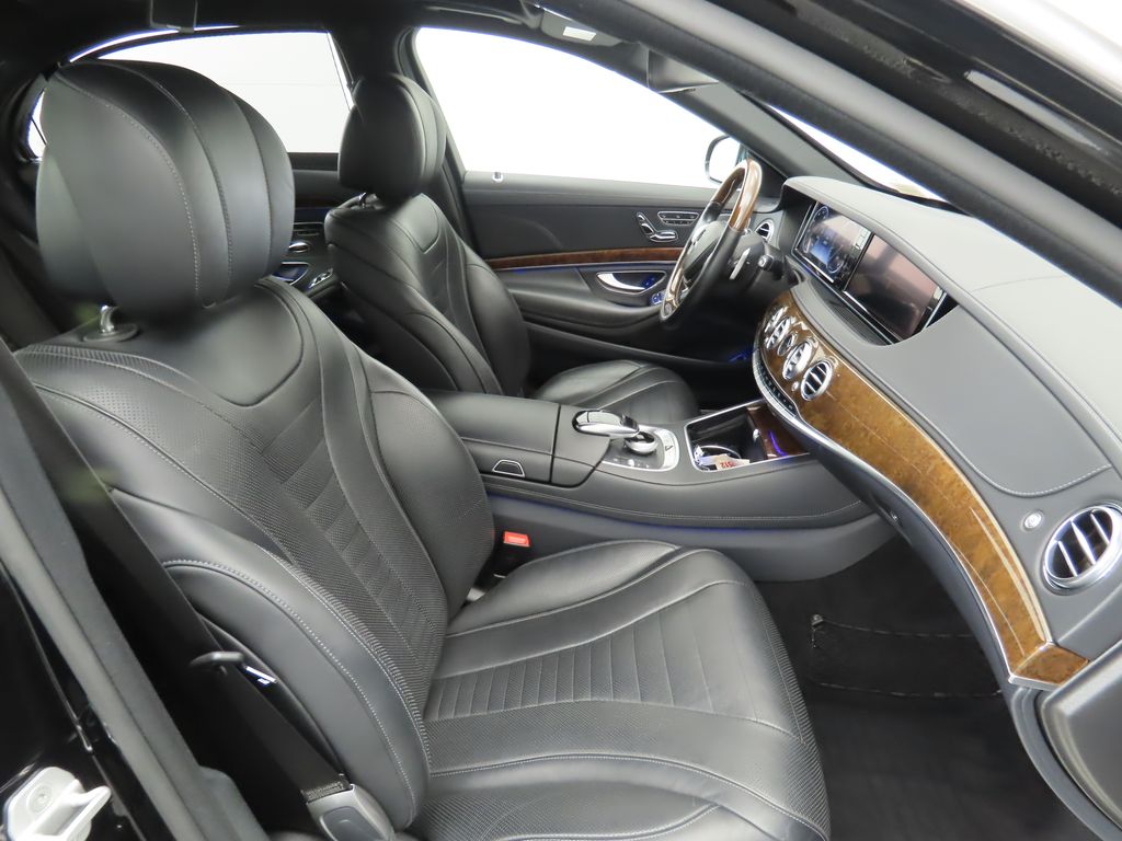 Thumbnail: 2016 Mercedes-Benz S-Class - 19