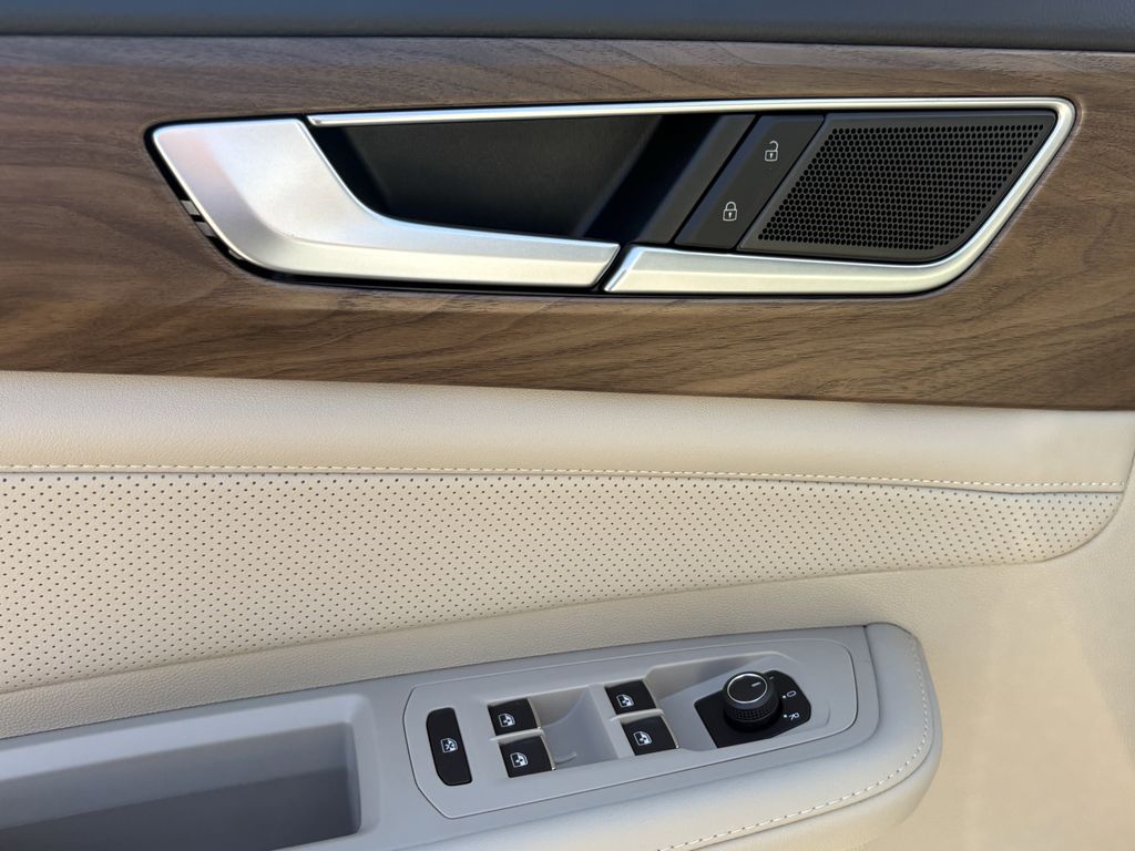 2024 Volkswagen Atlas 2.0T SE  at Big Star Chrysler Jeep Dodge Ram 