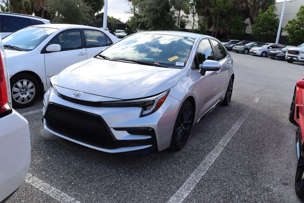Thumbnail: 2024 Toyota Corolla - 1