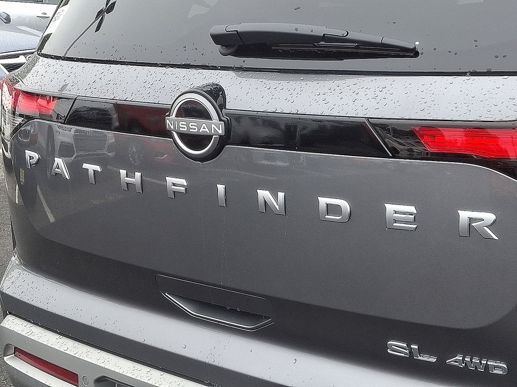 Thumbnail: 2025 Nissan Pathfinder - 5