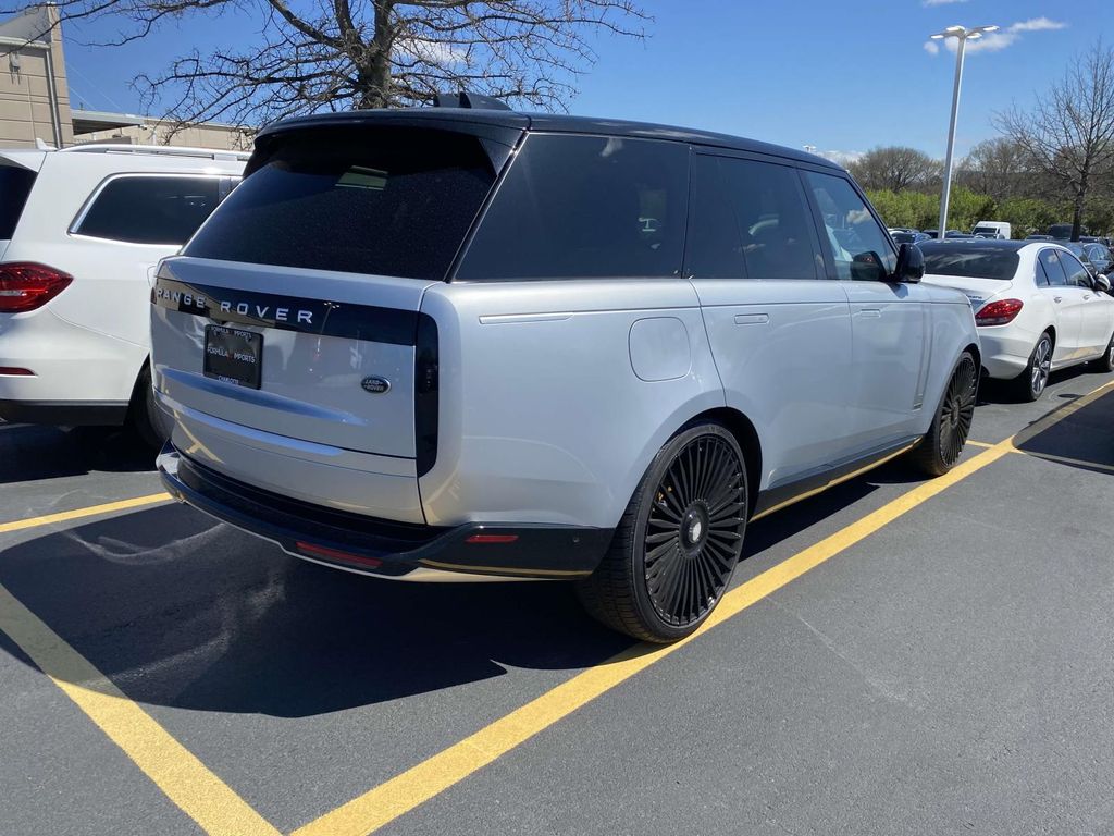 2023 Land Rover Range Rover Autobiography 4