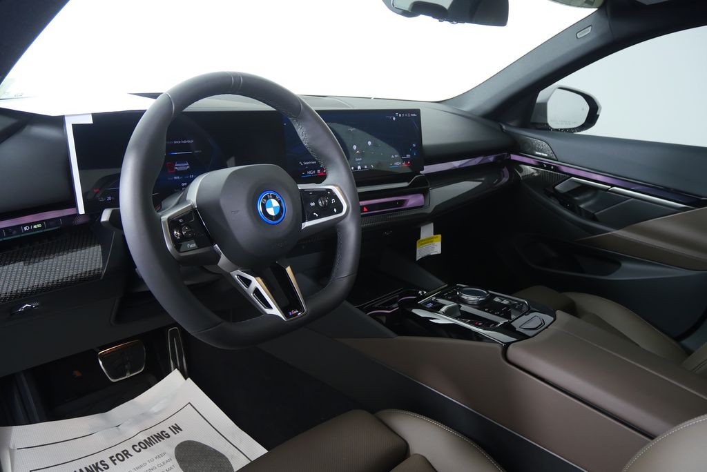 Thumbnail: 2026 BMW i5 - 13