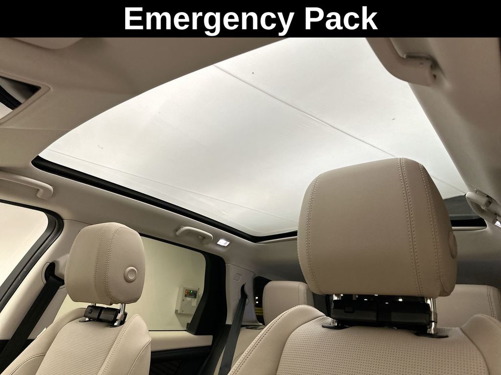 2025 Land Rover Discovery Sport S 10