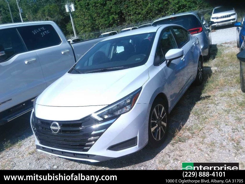 2025 Nissan Versa 1.6 SV