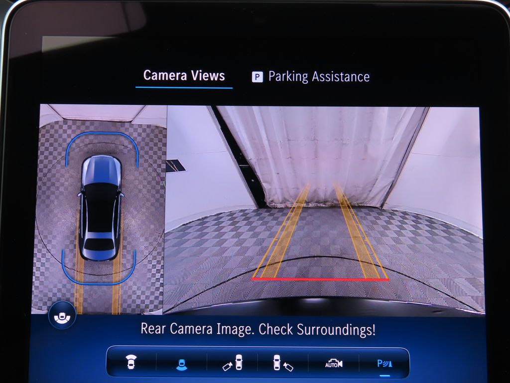 Thumbnail: 2025 Mercedes-Benz C-Class - 15