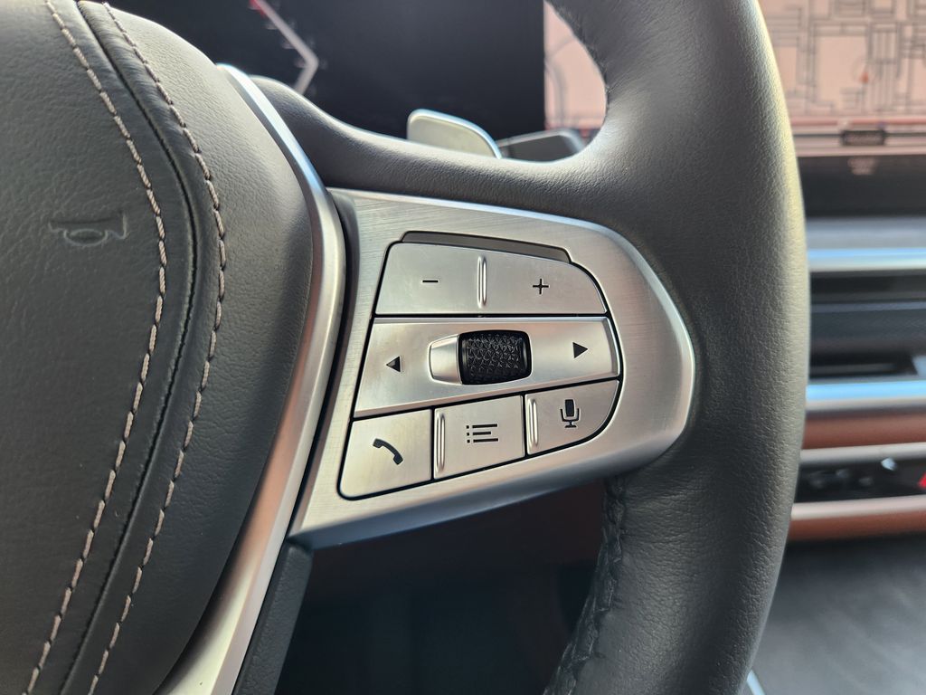 2023 BMW X7 xDrive40i White at Gullo Toyota