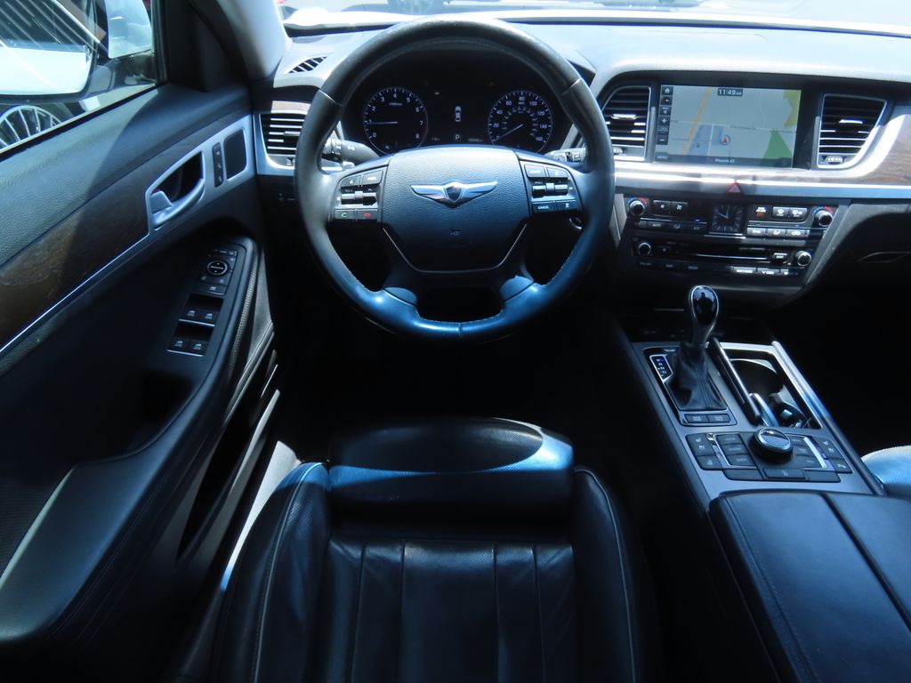 Thumbnail: 2015 Hyundai Genesis - 5