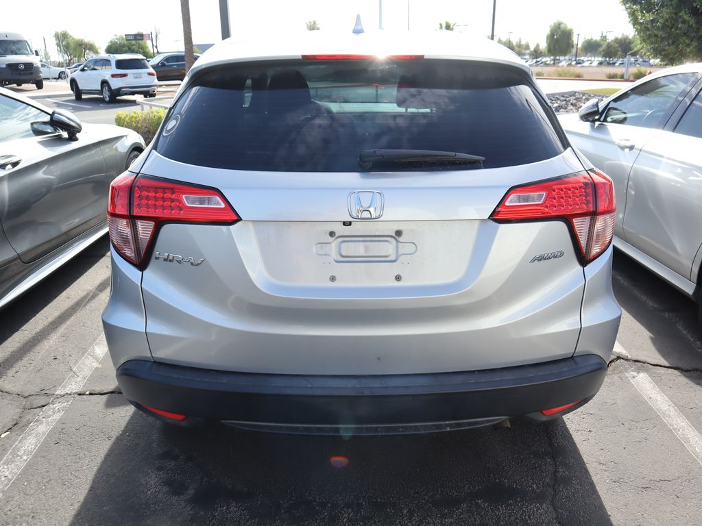 Thumbnail: 2016 Honda HR-V - 4