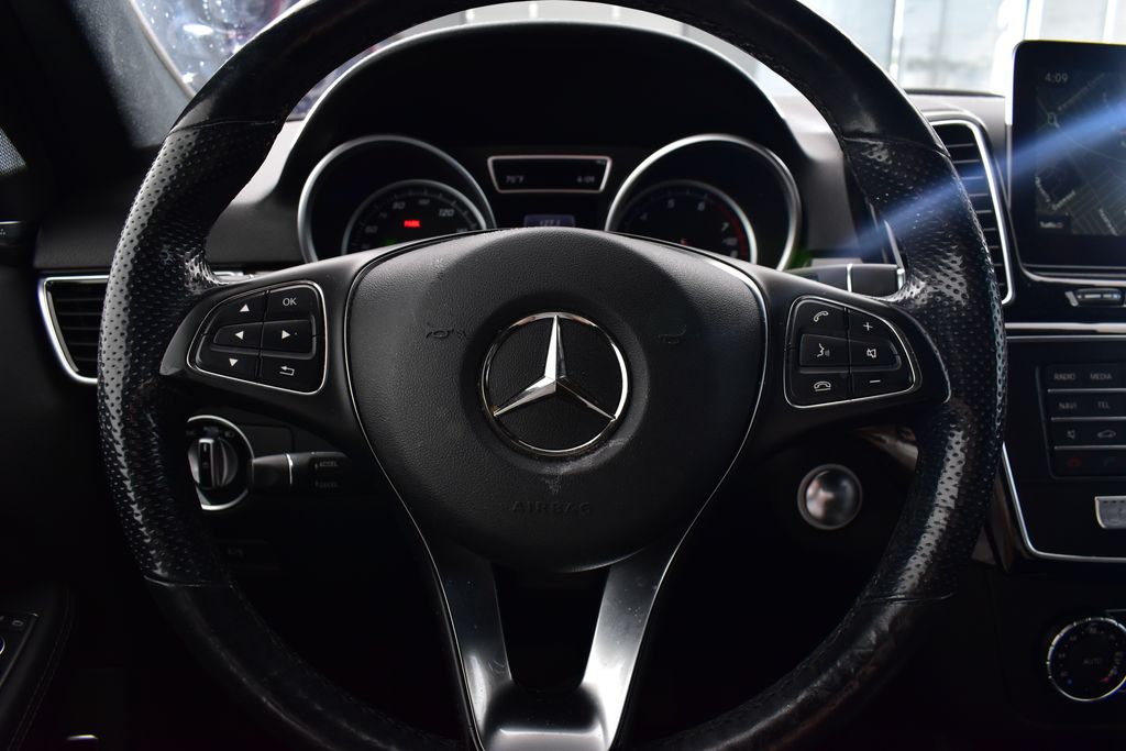 Thumbnail: 2017 Mercedes-Benz GLE - 15