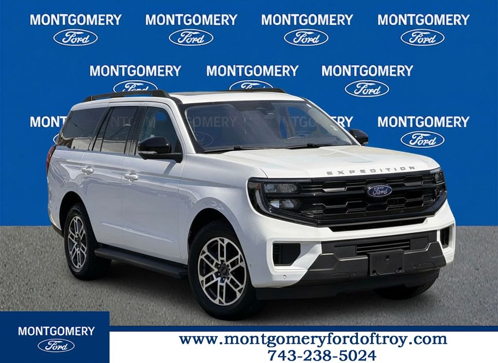 Oxford White 2025 Ford Expedition SUV / Crossover Four-Wheel Drive Automatic