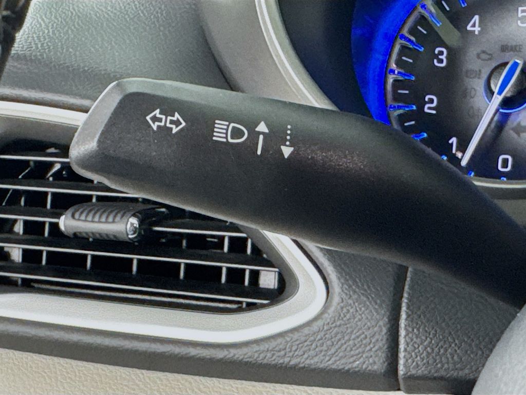 Used Car 2024 Chrysler Pacifica  Touring L For Sale Under $30,000 In Austin, Texas