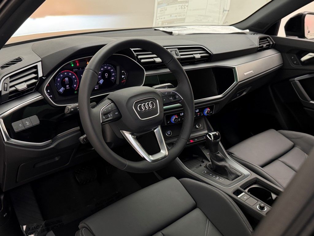 2025 Audi Q3  19