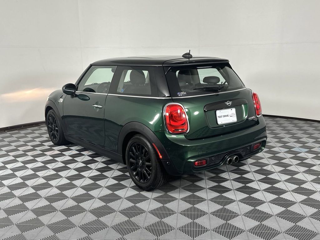 2019 MINI Cooper S Classic 5