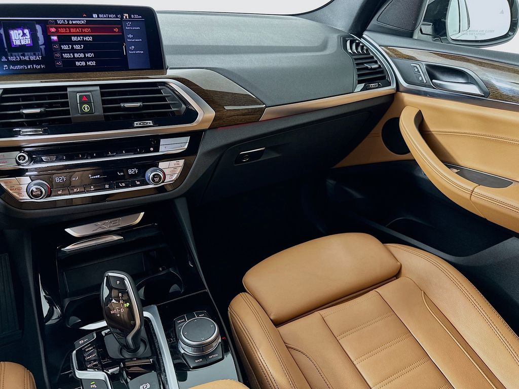 Thumbnail: 2021 BMW X3 - 24