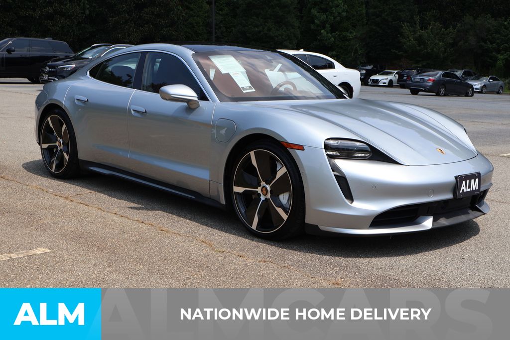 Used 2020 Silver Porsche Turbo image 4