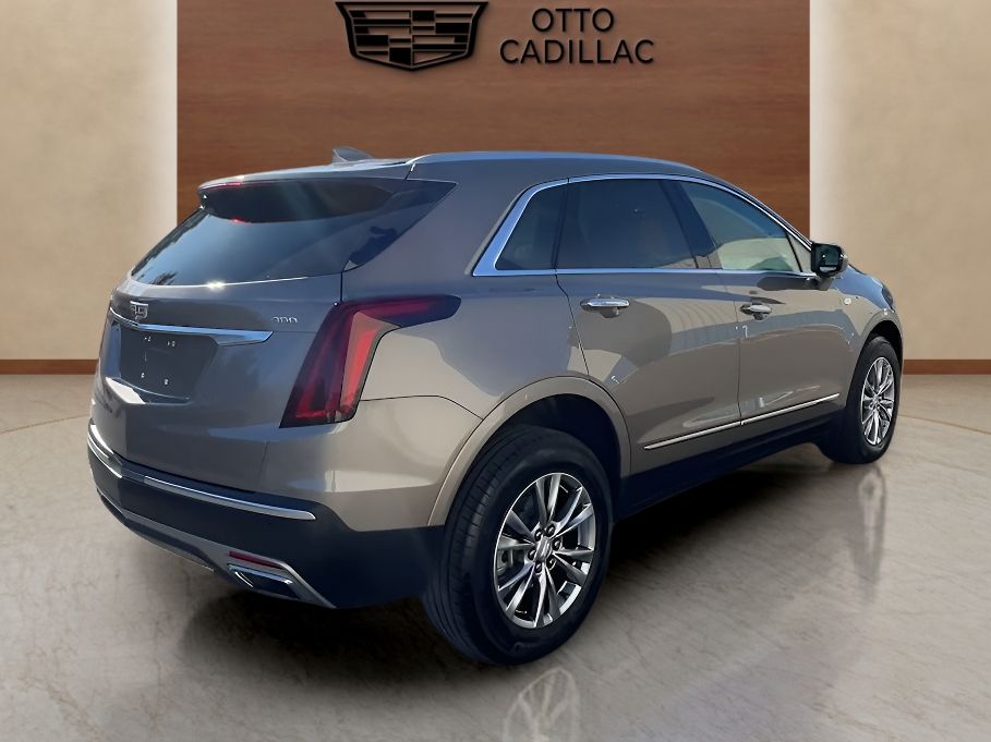 used 2023 Cadillac XT5 car, priced at $34,350