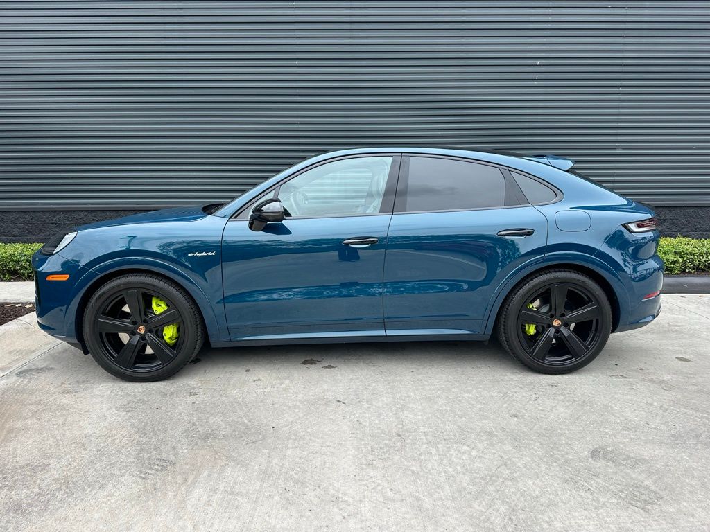 Thumbnail: 2025 Porsche  - 2