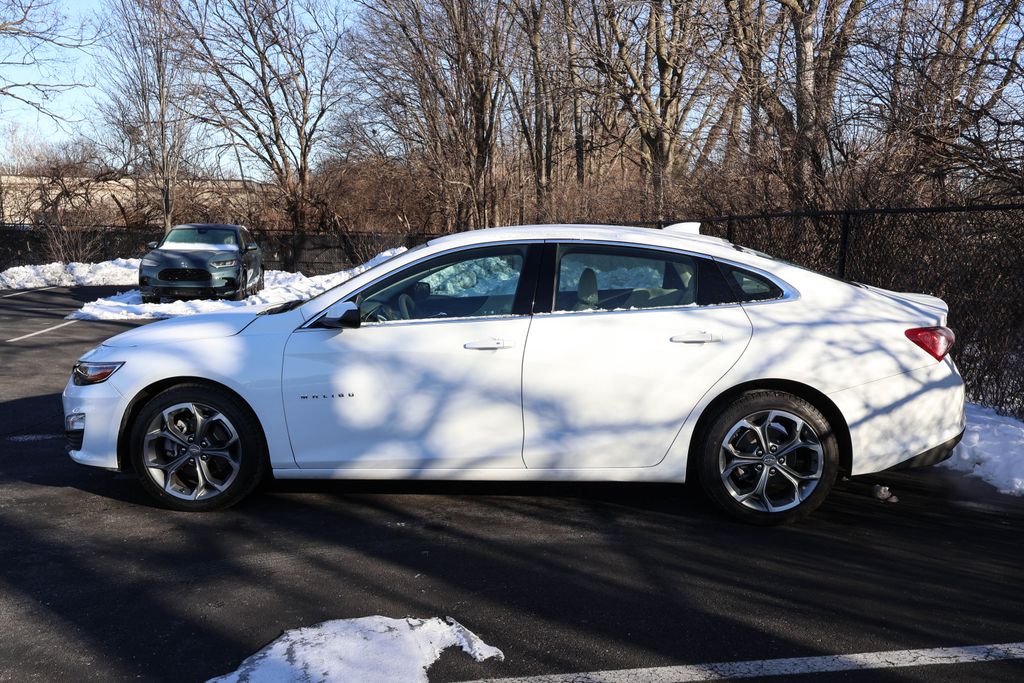 2022 Chevrolet Malibu LT 4