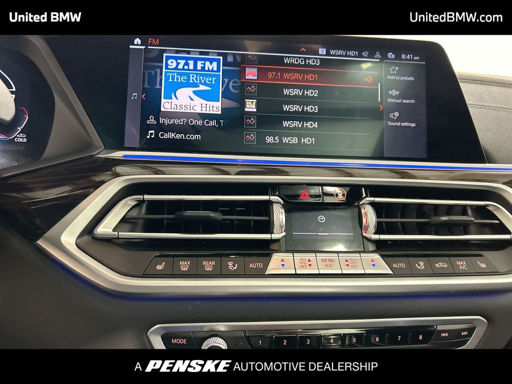 Thumbnail: 2021 BMW X7 - 16