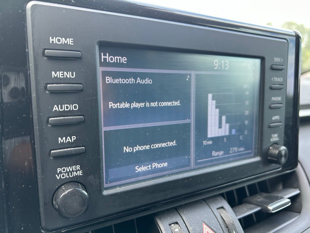 Thumbnail: 2019 Toyota RAV4 - 17