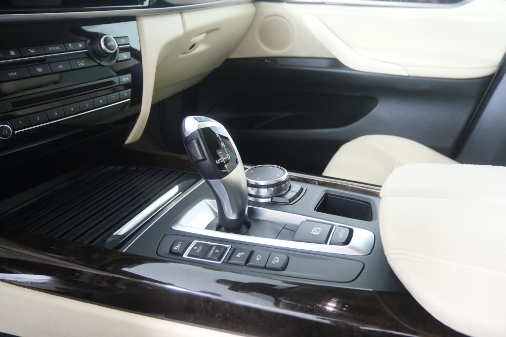 Thumbnail: 2016 BMW X5 - 27