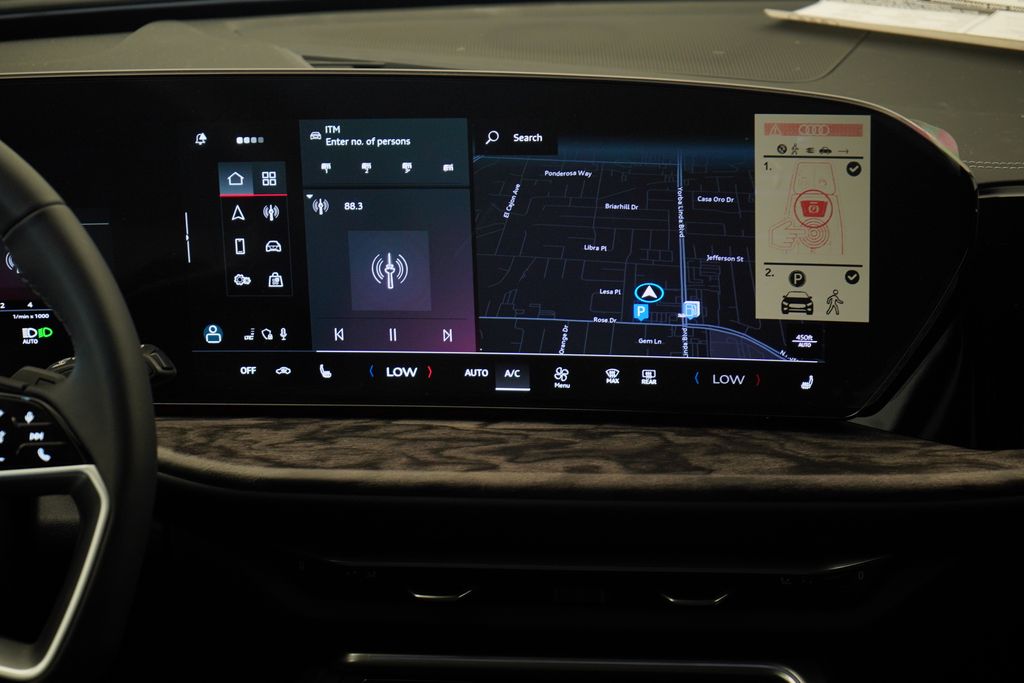 Thumbnail: 2025 Audi Q5 - 10