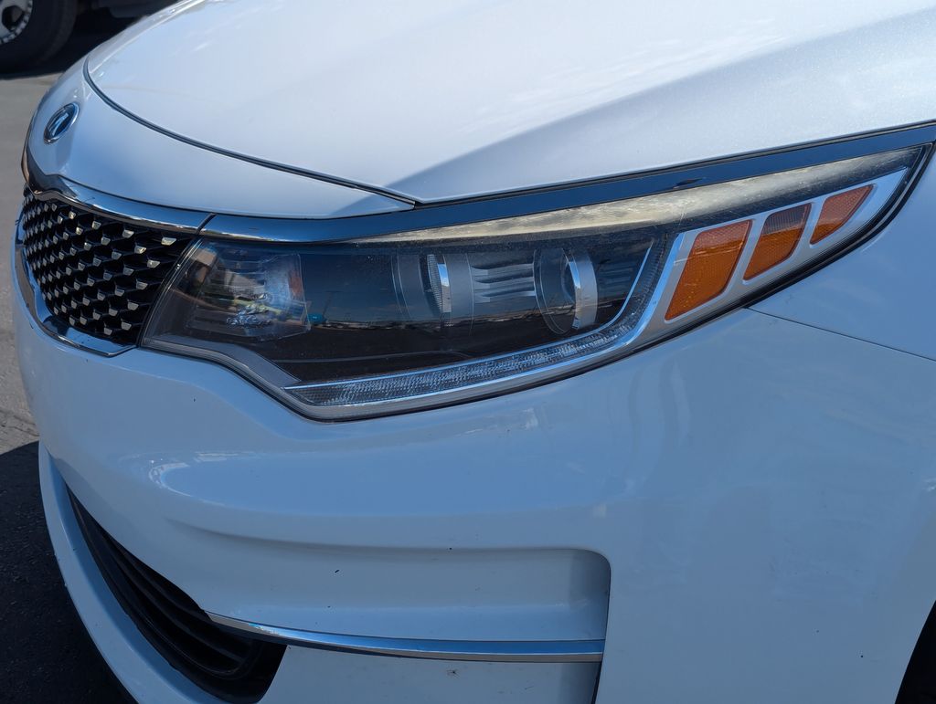 2018 Kia Optima EX 12