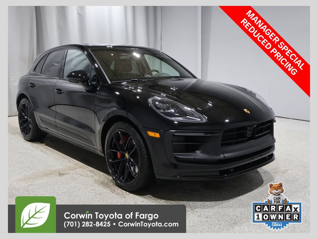 Black 2026 Porsche Macan GTS AWD SUV / Crossover All-Wheel Drive 7-Speed Automatic