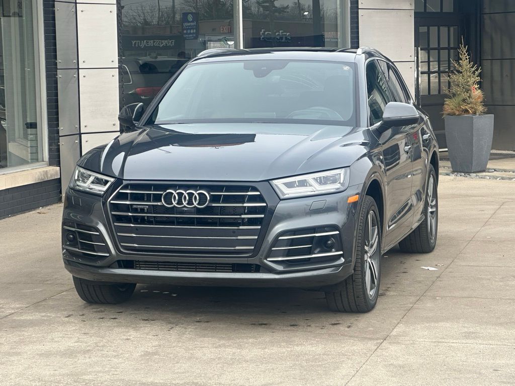 2020 Audi Q5 Hybrid Plug-in e quattro Prestige 55 TFSI AWD