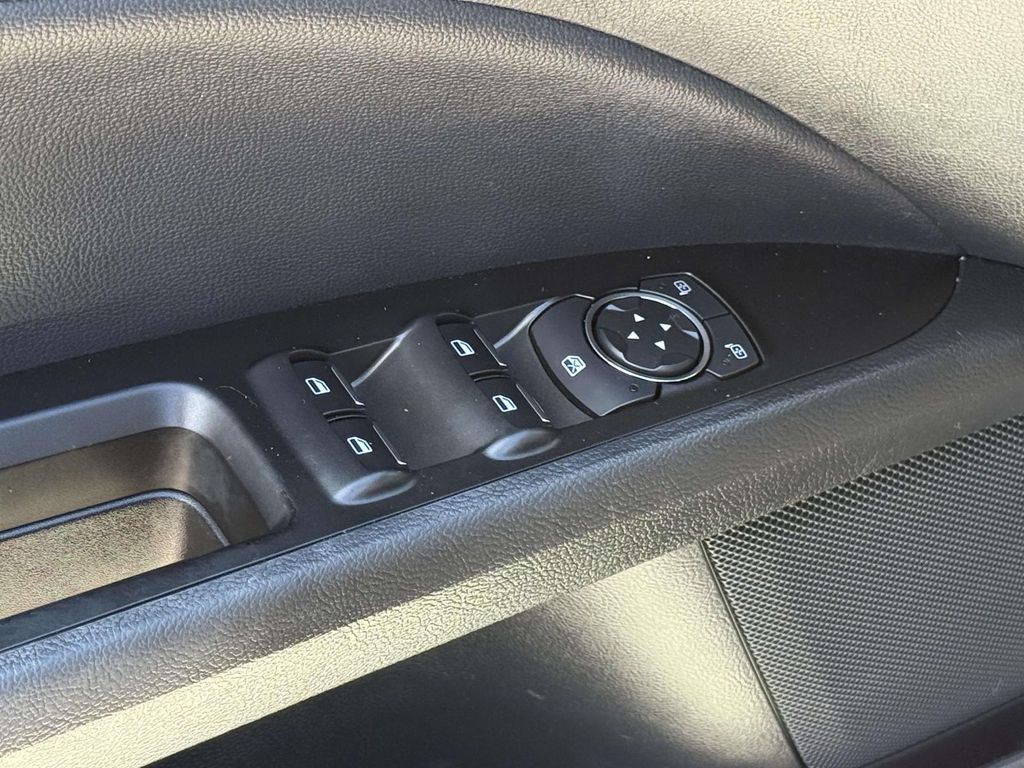 Used 2018 Black Ford SE image 31