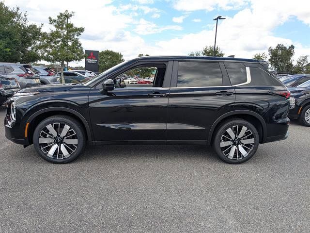 Used 2025 Mitsubishi Outlander SUV